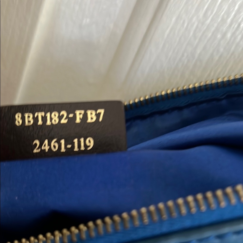 Fendi Vitello Savana Forever Blue Leather Crossbody Bag authentic - Picture 15 of 16